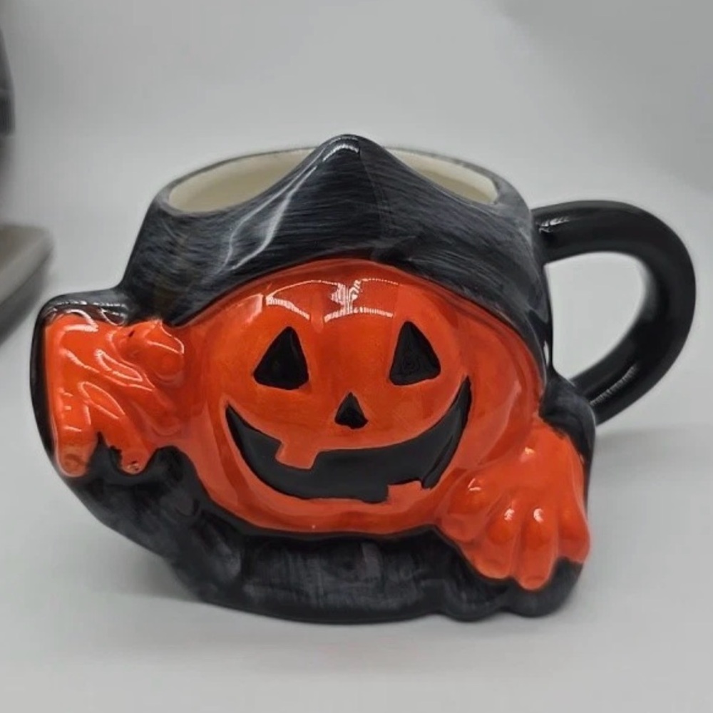 Halloween Pumpkin Mug with Black Hat